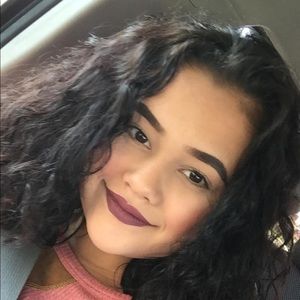 Meet your Posher, Tiffany